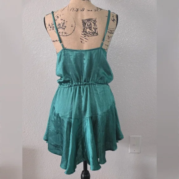 PRINCESS POLLY LIA MINI DRESS JADE GREEN Size 6 - Picture 4 of 5